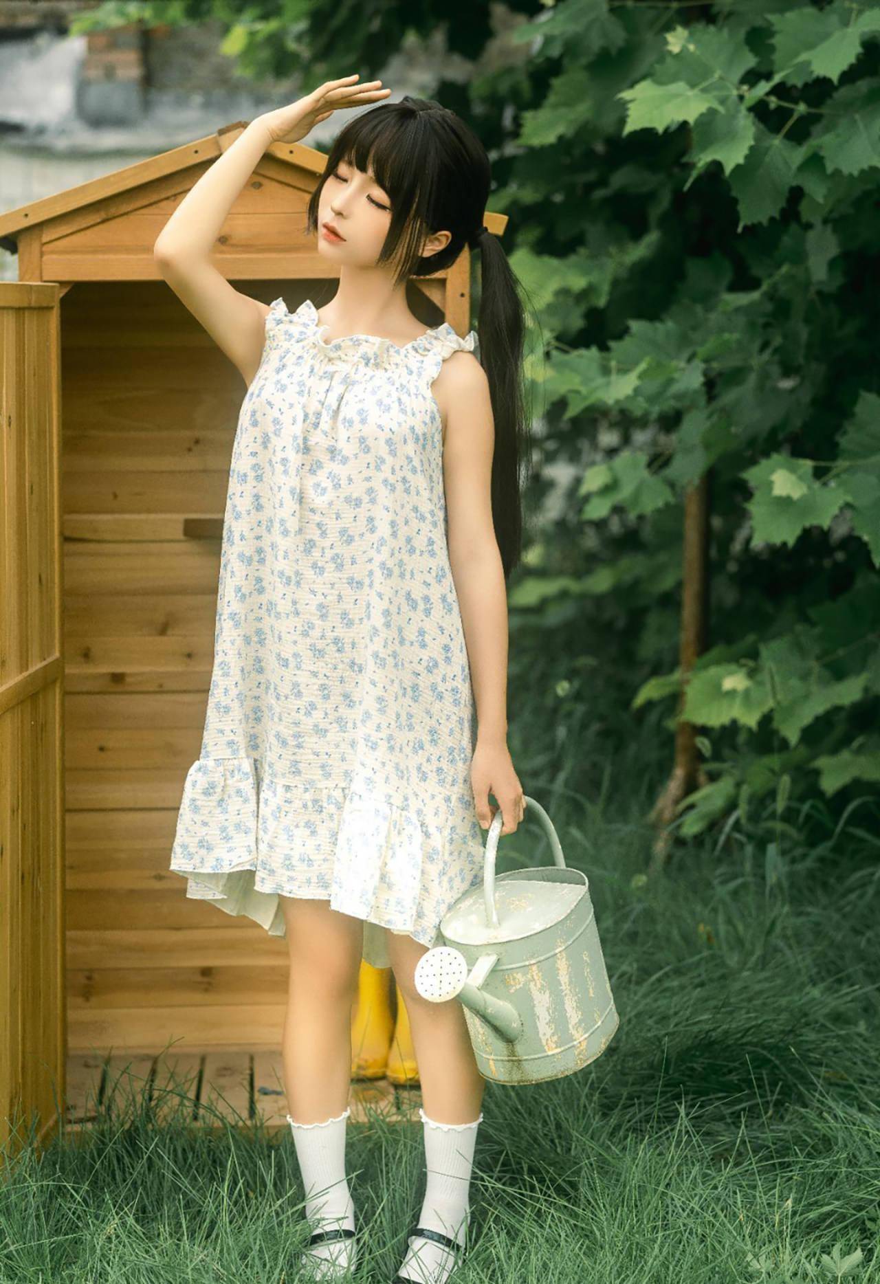 《木箱》少女写真(图1)